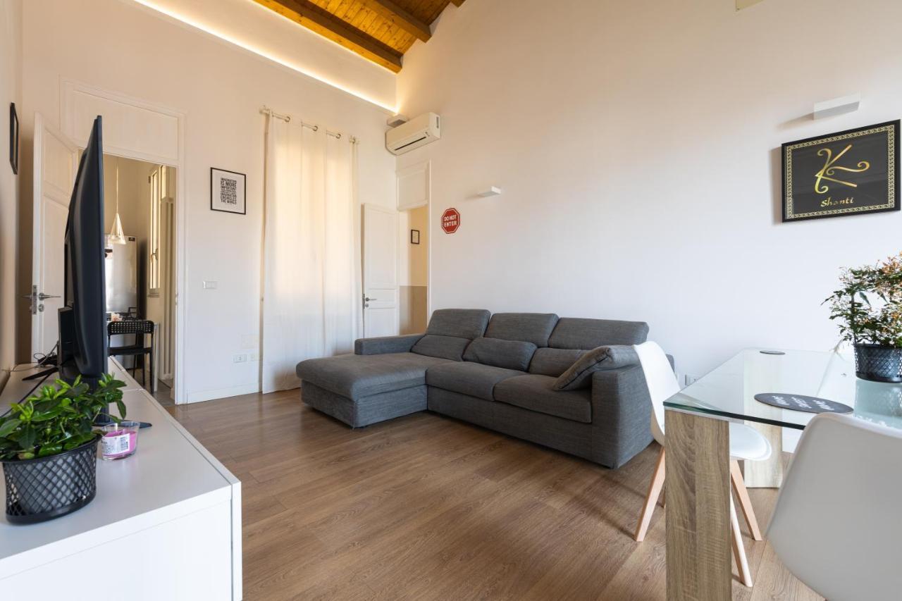 פלרמו Shanti Holiday House מראה חיצוני תמונה